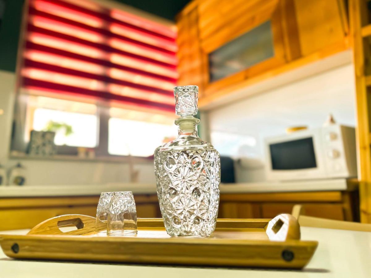 Apartamento Cozy Elegance Above Korca Exterior foto