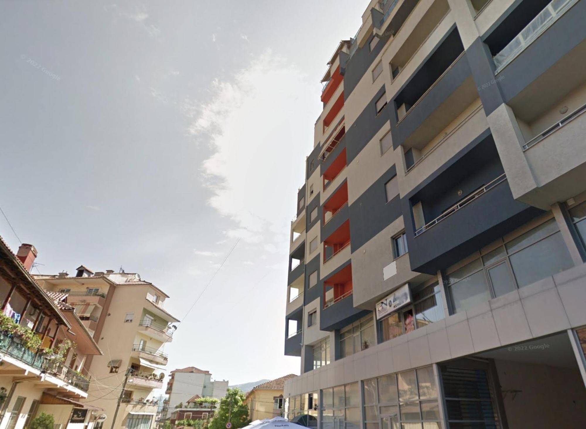 Apartamento Cozy Elegance Above Korca Exterior foto